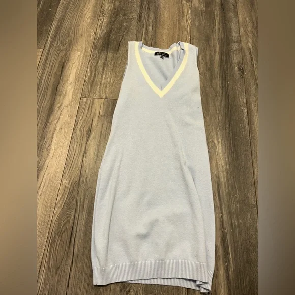 🌱🦢4 FOR $15!🦢🌱 Blue blush Sleeveless Dress - Picture 2 of 3